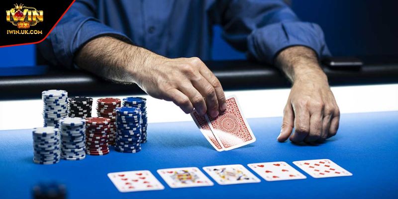 Fish Trong Poker - Cách Nhận Biết Và Đối Phó Với Người Chơi Yếu 2 Fish trong Poker là gì?