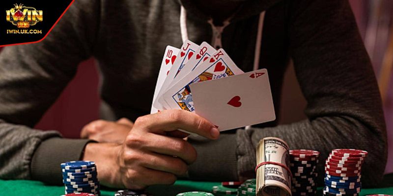 Làm Giàu Từ Poker Có Thật Không - Mẹo Chơi Hiệu Quả 3 Nắm vững chiến lược chơi